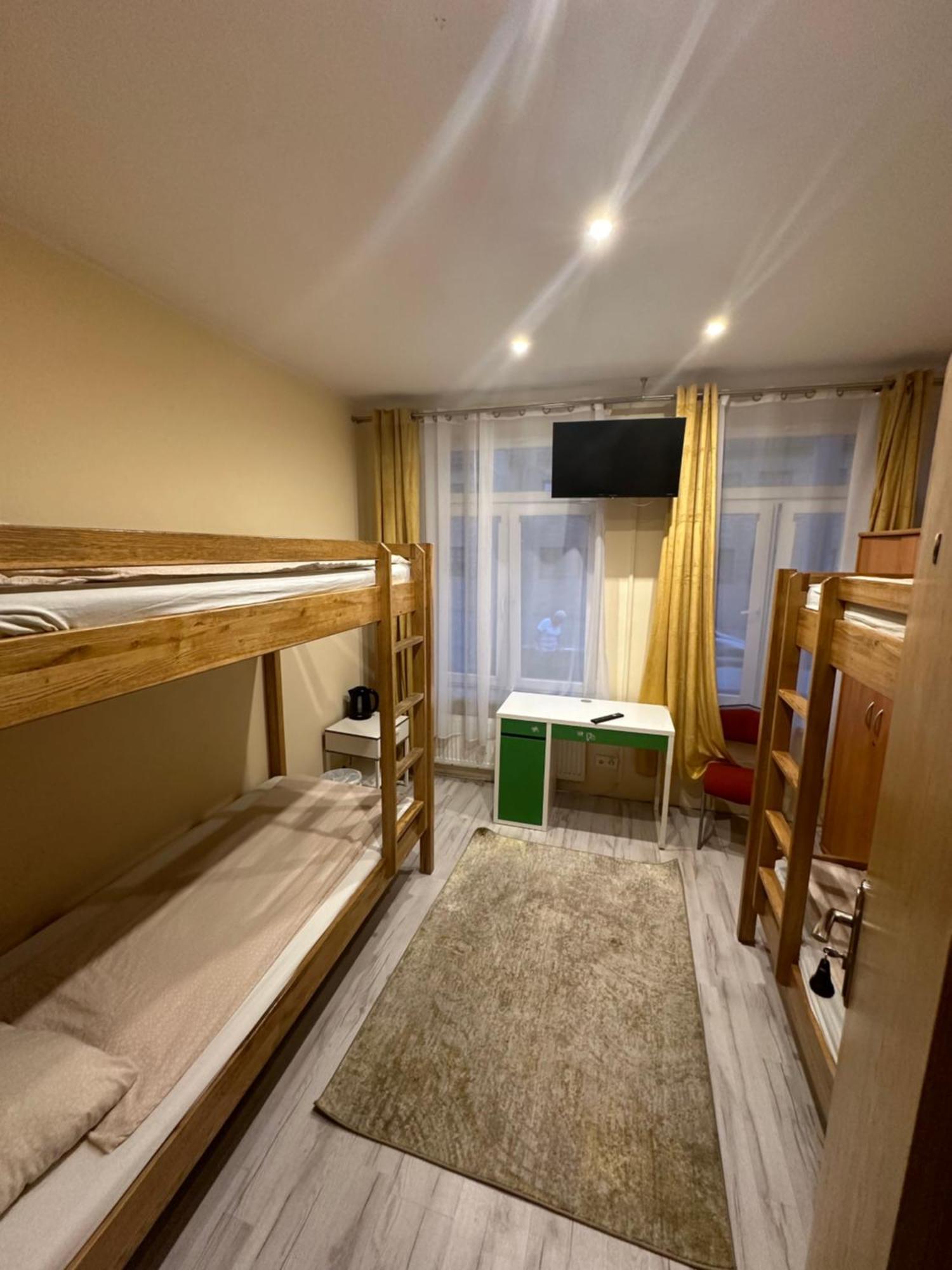 Hostel4U Gdansk Exterior photo